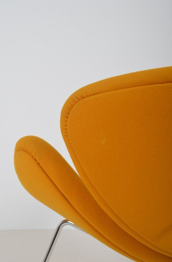Image 1 of Rodaja de naranja F437 diseñada por Pierre Paulin para Artifort.