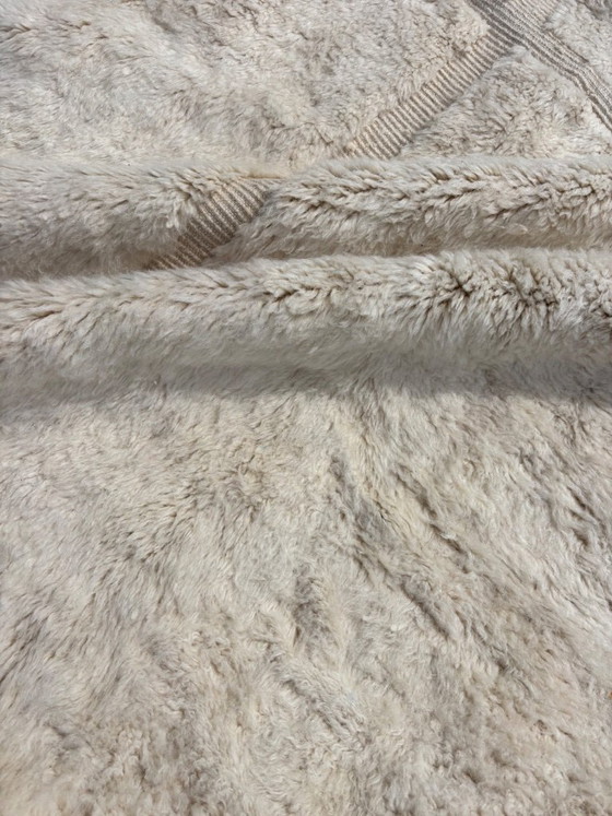 Image 1 of  Moroccan Rug Beni Ouarain Rug Made to Order Handmade Wool Rug Ivory White Shaggy Berber Rug Minimalist Boho Living Room Rug