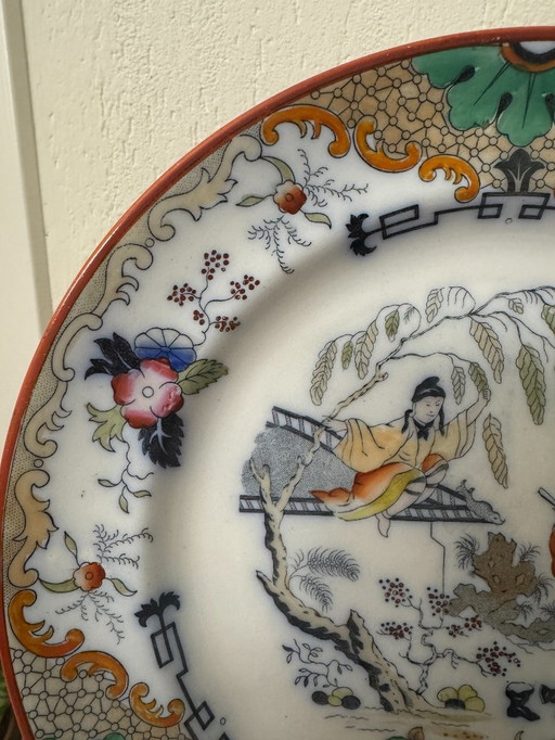 Super nice Petrus Regout "Timor" plate