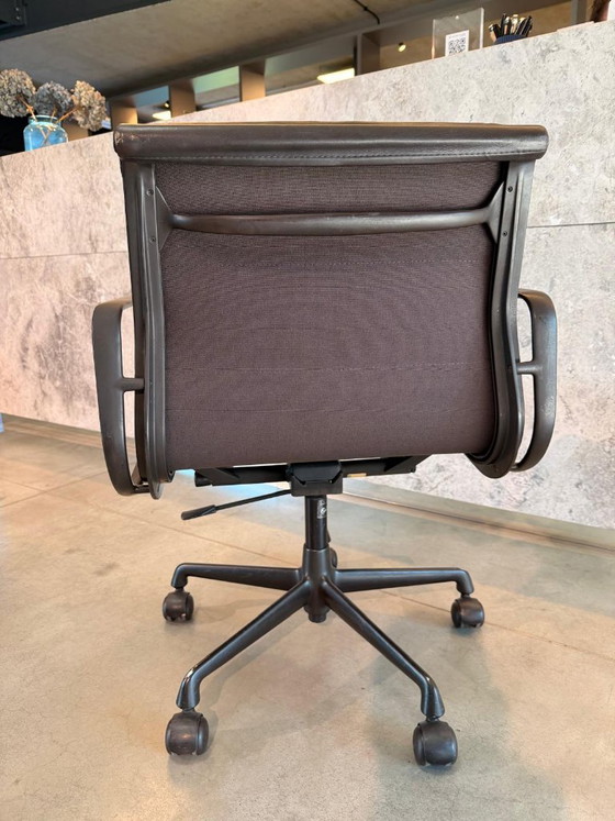 Vitra 217 Softpad Leer – Draaistoelen (photo 17 of 20)