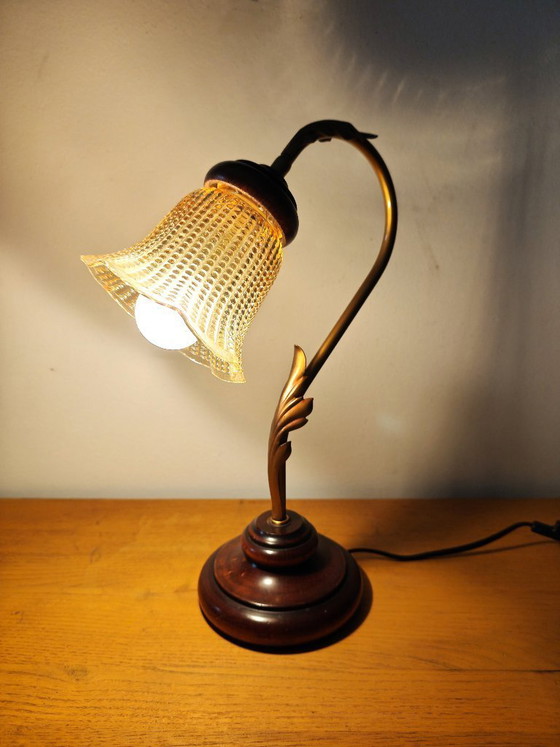 Image 1 of Gooseneck table lamp with tulip shade