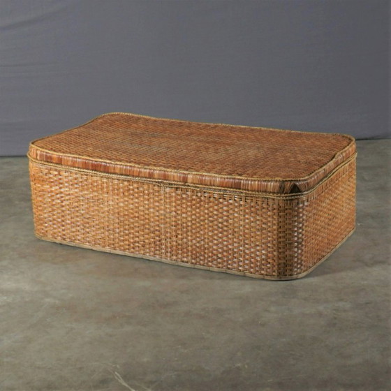 Image 1 of Panier en rotin vintage XXL – Table basse en rotin