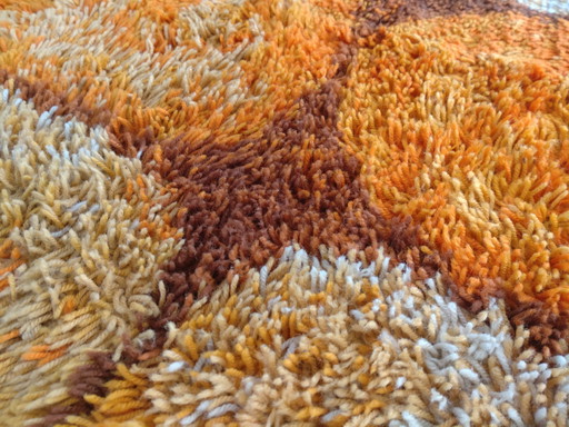 Desso 70s rug large size (200x300)