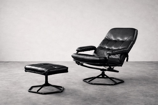 Vintage Deense mid-century moderne draaistoel en voetenbank van zwart leer van Unico, jaren 70, set van 2
