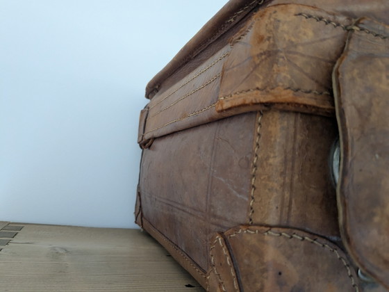 Image 1 of valise en cuir vintage
