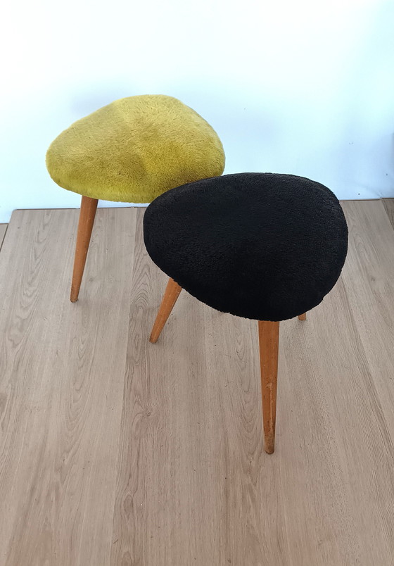 Image 1 of Deux tabourets des années 50