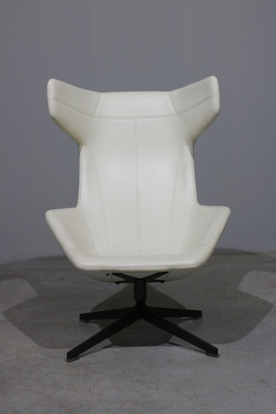 Image 1 of Ensemble de chaises longues et d'ottomanes "Take a Line for a Walk" par Alfredo Haberli pour Moroso