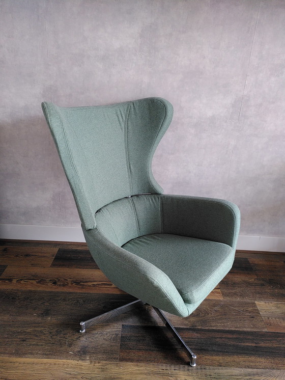 Image 1 of Poltrona con schienale alto Topform e poggiapiedi