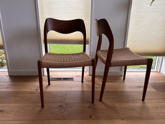 Image 1 of Scandinavische eetstoelen en eettafel van het merk  Niels O Mōller