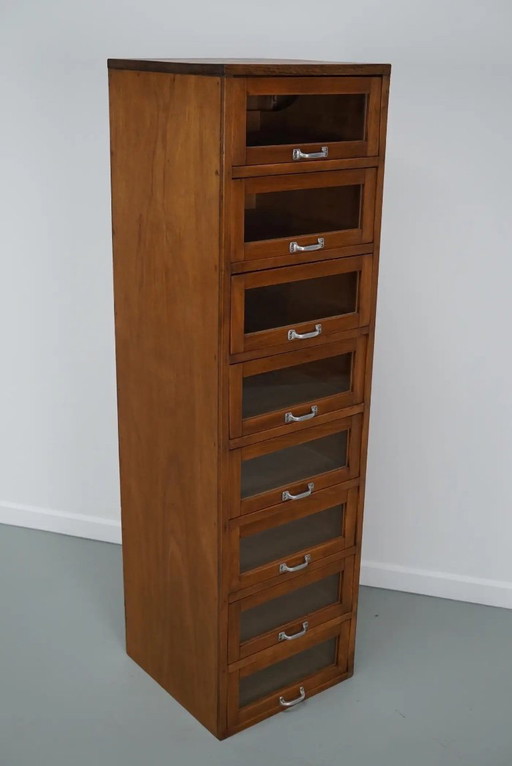 Vintage Duitse beuken- / eiken fourniturenkast / vitrinekast, jaren 1950