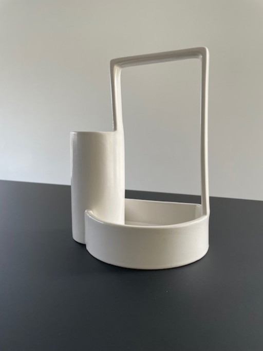 Japandi Küchenorganizer aus Keramik im modernen Design