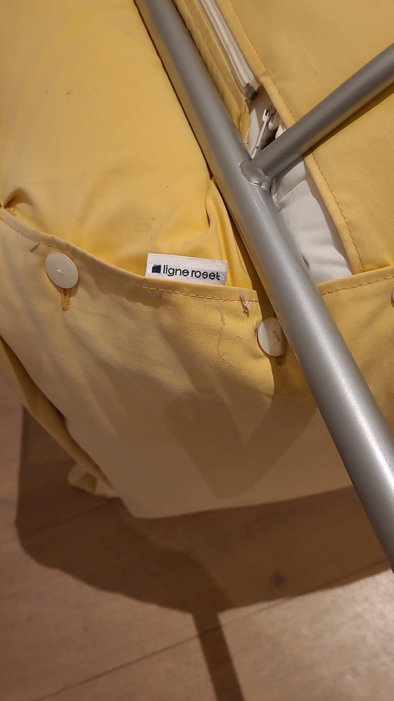 Image 1 of Poltrona Calin con poggiapiedi Ligne Roset