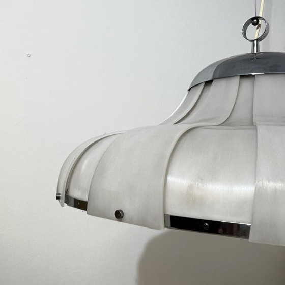 Harvey iGuzzini „Meblo“ Space Age Pendelleuchte aus den 1960er Jahren – Pendelleuchten, Plexiglass, Metal (photo 13 of 17)
