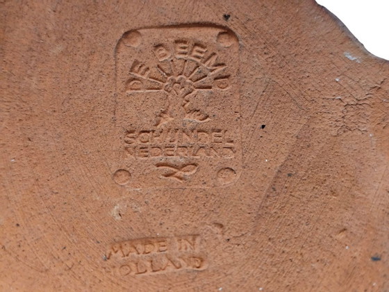 Image 1 of Kees van Valderen - (1916-1990) - De Beemd Schijndel - kandelaar - terra cotta  - 1e kwart 20e eeuw