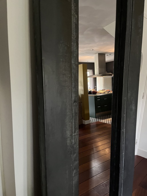 Standing mirror