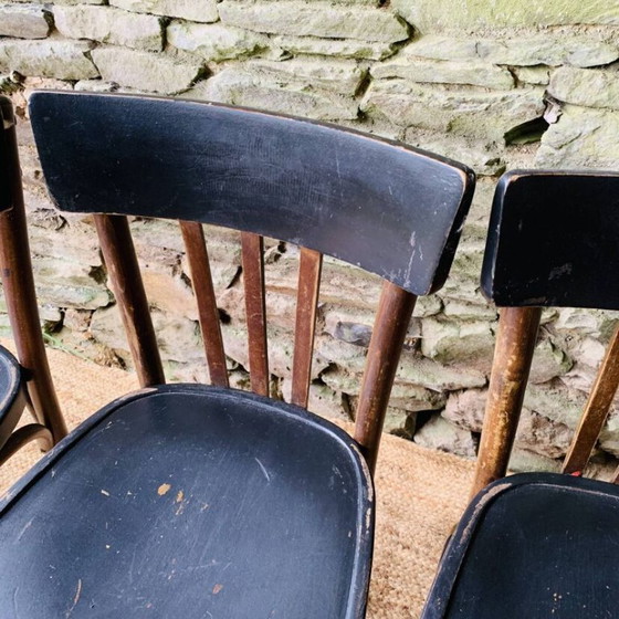 Set di quattro sedie da bistrò vintage in legno curvato – Sedie da pranzo (photo 7 of 18)