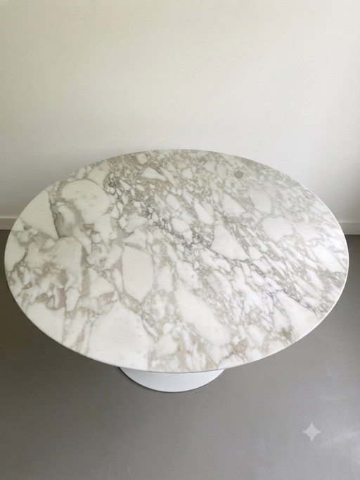 Knoll - Eero Saarinen - Table - tulip - Arabescato - Ø137 cm