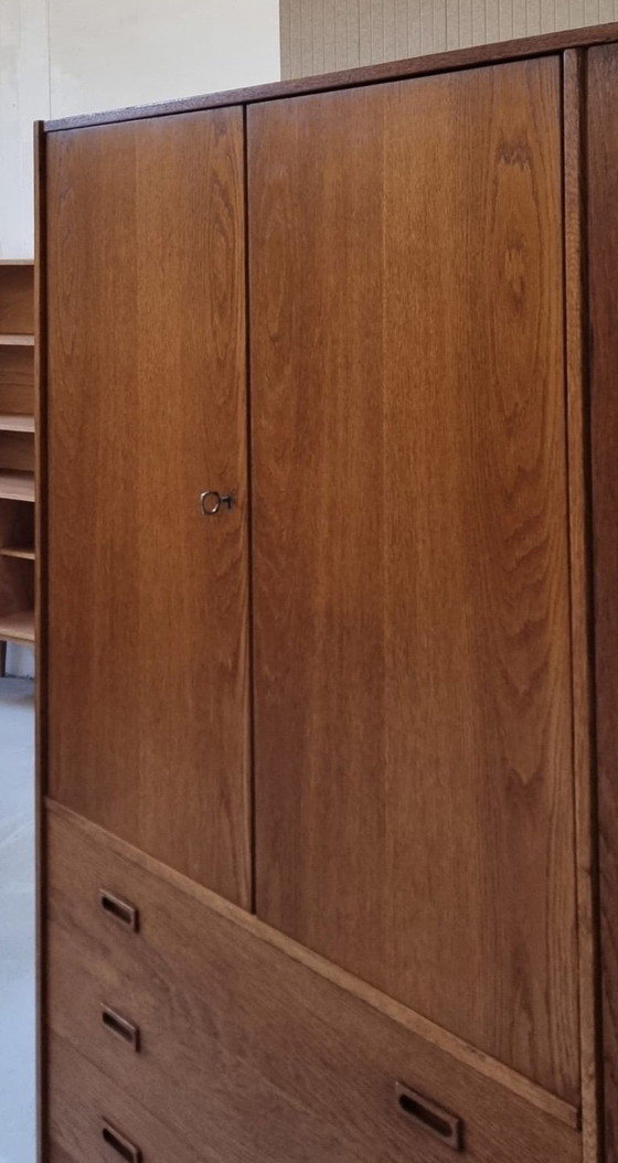 Garde-robe du milieu du siècle – Armoires, Wood (photo 6 of 17)