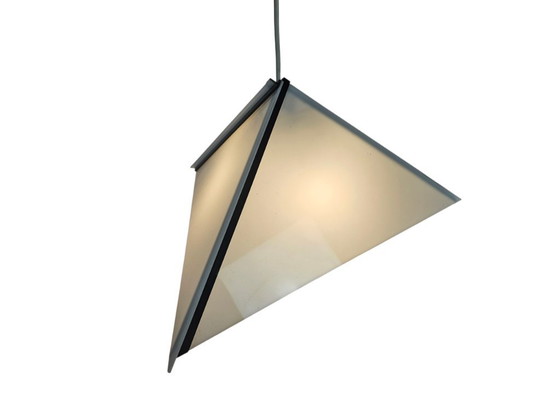 Image 1 of Pola - Harco Loor stijl - triangle - driehoek - kunststof design - post modern - 80s