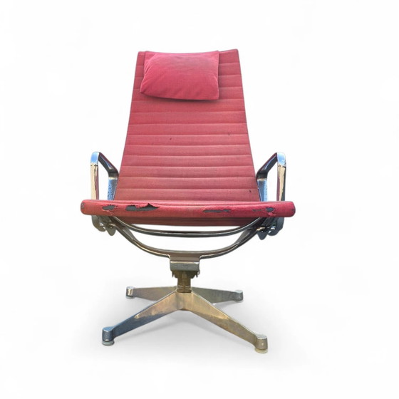 2 x Poltrona girevole in alluminio EA 124 Early Edition di Charles & Ray Eames, Herman Miller / Meccanismo (photo 12 of 19)