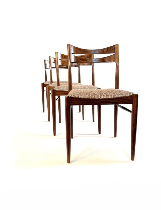 Image 1 of Ensemble de 4 chaises danoises vintage restaurées '60