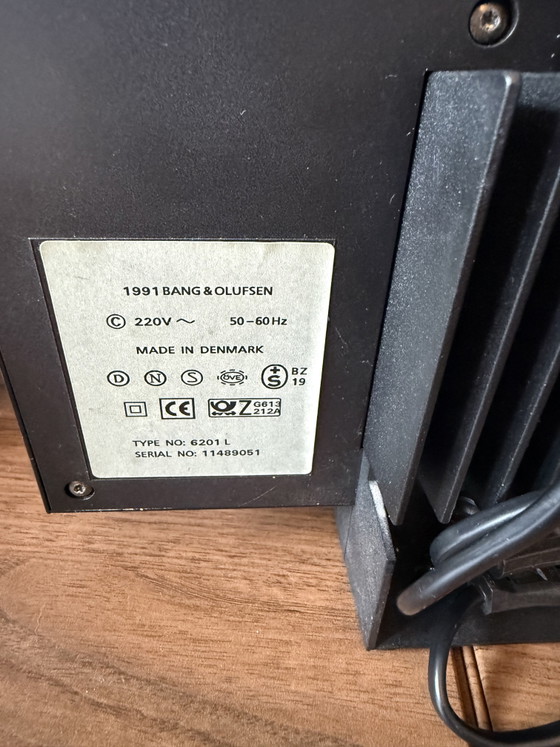 Bang & Olufsen BeoSound Ouverture con BeoLab 2500 y Beo4 – Conjunto completo revisado – Bang&Olufsen (photo 12 of 15)
