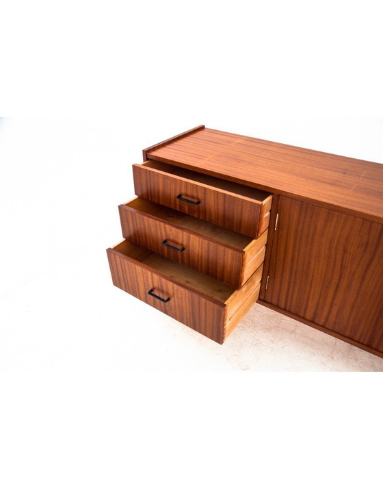 Image 1 of Commode, Pologne, années 1960.