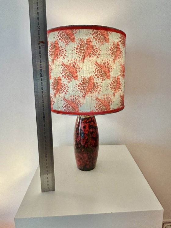 Image 1 of Lampada da tavolo Scheurich senza fili con motivo a pesciolini di fuoco.
