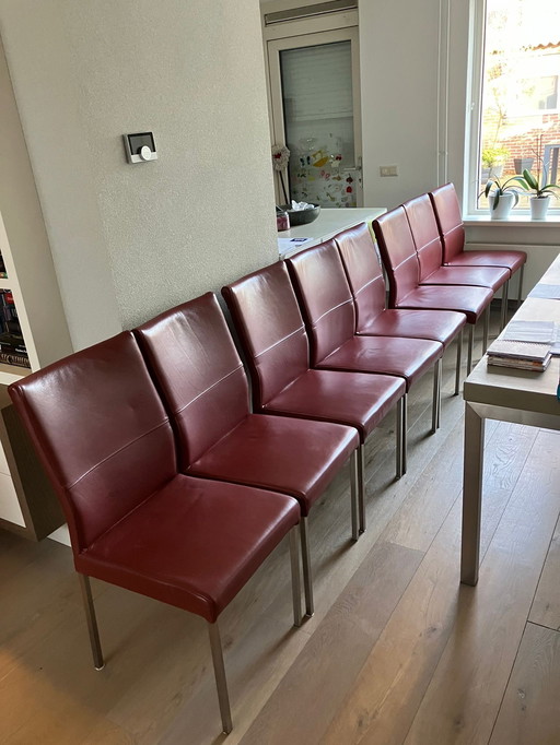 8 bordeauxrote Ledersessel