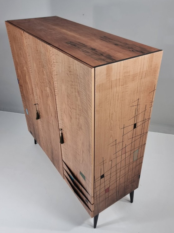 Image 1 of Armadio vintage in noce, anni '70