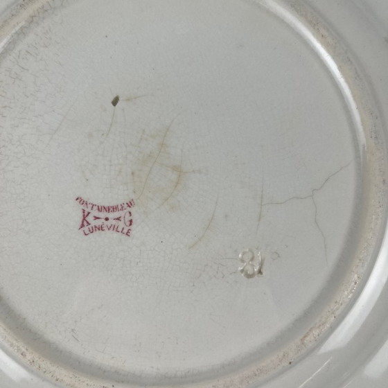 Image 1 of Piatto rotondo KG Lunéville "Fontainebleau", rosa, fine XIX secolo, in gres