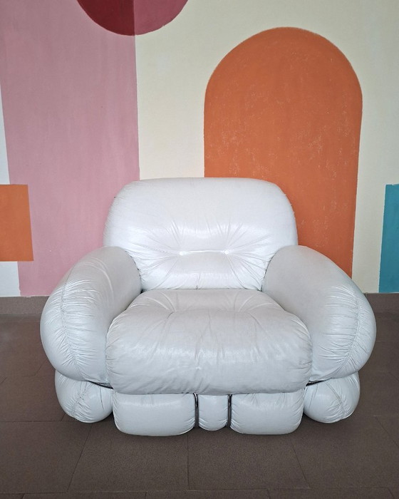 Image 1 of Poltrona e ottomana "OKAY" di A. Piazzesi per 3D Milano '70
