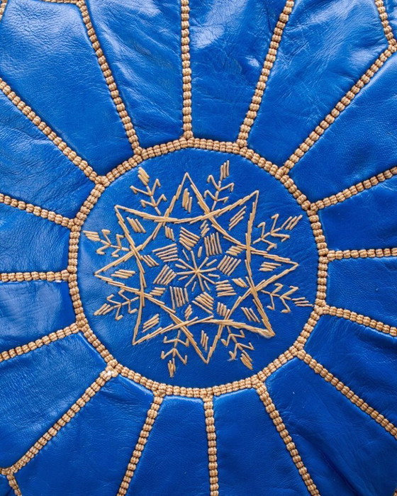 Image 1 of Pouf marocchini blu realizzati a mano
