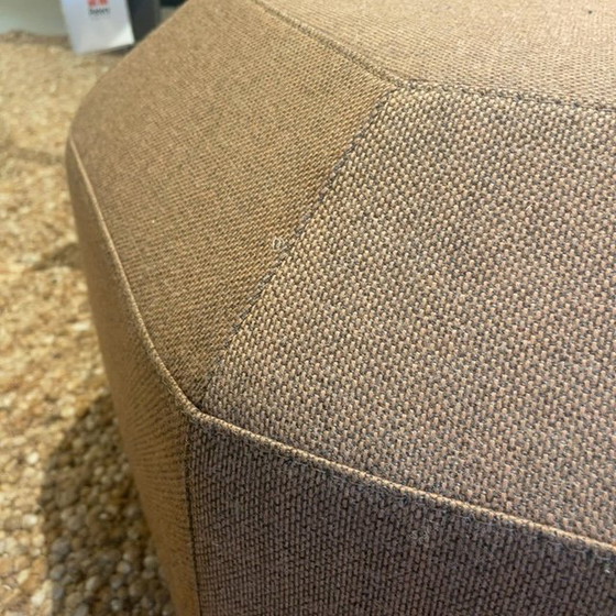 Image 1 of Pouf amuleto Leolux