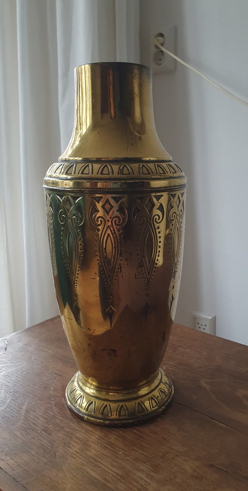 Jugendstil-Vase Daalderop KMD aus Messing