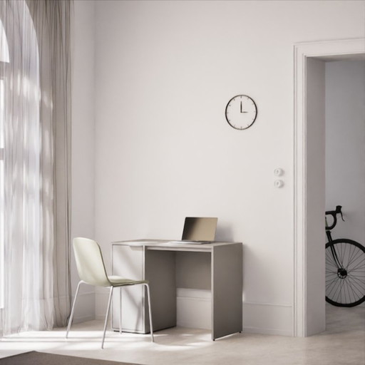 Tylko Schreibtisch in Grau mit Türen