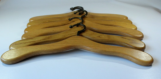 Image 1 of 6 cintres élégants et solides en bois/métal - vintage