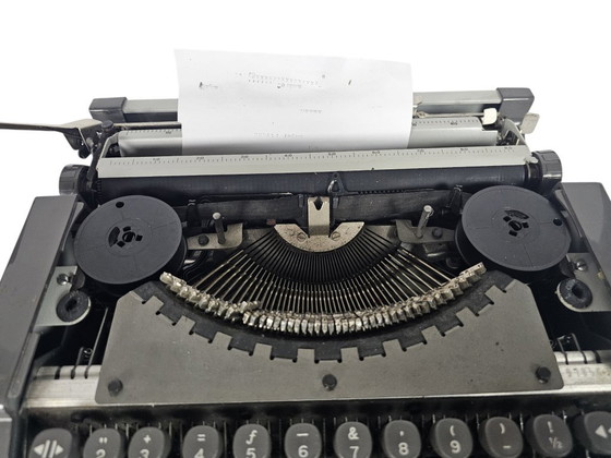 Olivetti - modello Tropical - Olivetti do Brasil - macchina da scrivere - Mario Bellini - anni '70 (photo 6 of 8)