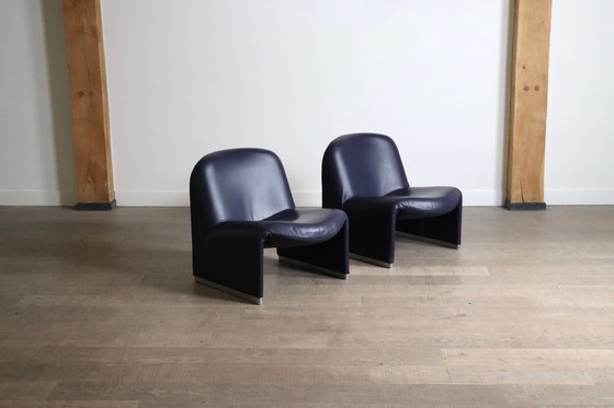Image 1 of Poltrone Alky Lounge Chair in pelle Indigo di Giancarlo Piretti per Castelli