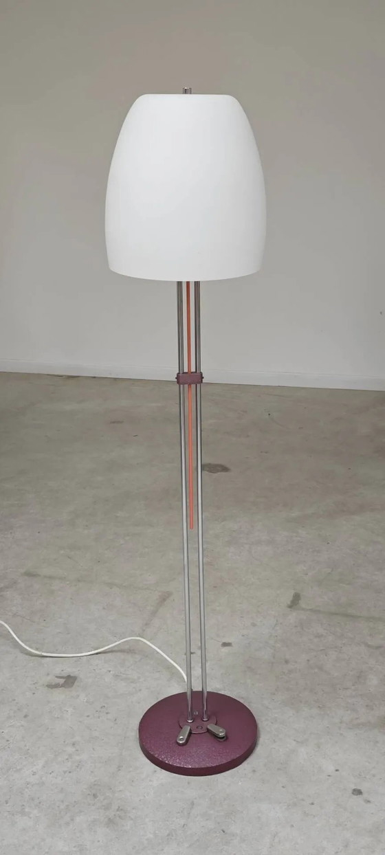Lampadaire en métal chromé opaline triplex Lidokov ex Tchécoslovaquie – Cast Iron, Mid Century Modern (photo 6 of 21)