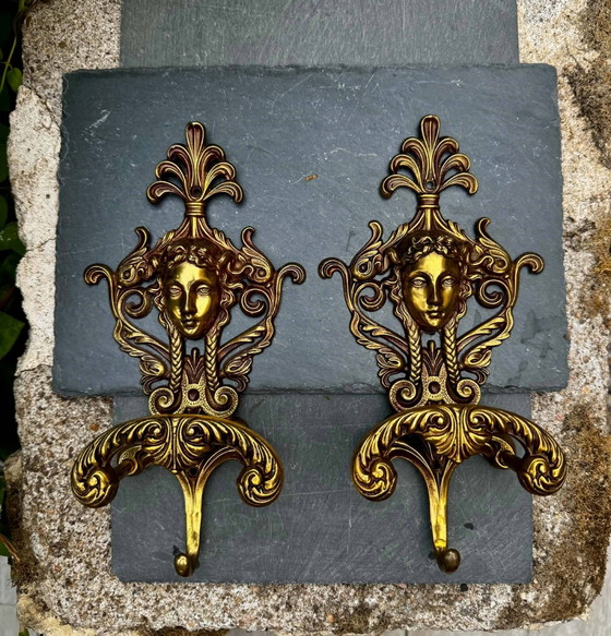 2 appendiabiti cariatidi in ottone massiccio Art Nouveau Jugendstil – Brass (photo 3 of 3)