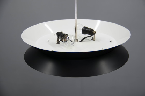 Image 1 of Lámpara de araña OVNI de la era espacial de Napako, década de 1960, restaurada