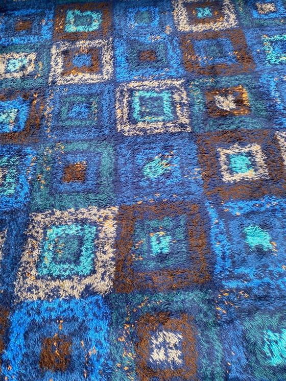 Image 1 of Space age design carpet. Holland design.