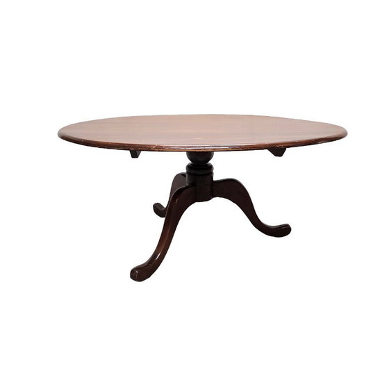 Image 1 of Antique English oval mahogany coffee table, 2nd half of the 19th century