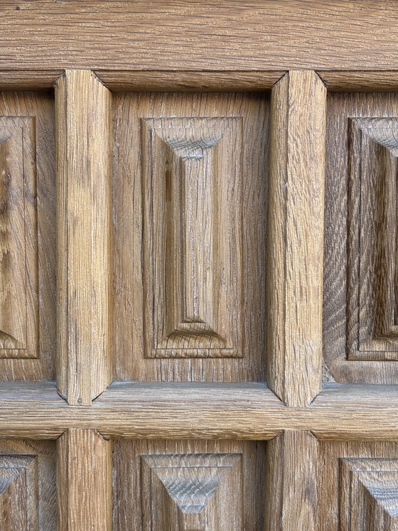 Image 1 of Massief eikenhouten kast – Spaans brutalistisch design, jaren 60