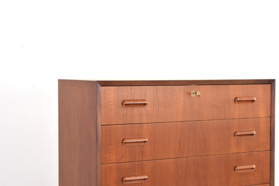 Image 1 of Deense teakhouten ladekast uit het midden van de 20e eeuw, jaren 60.