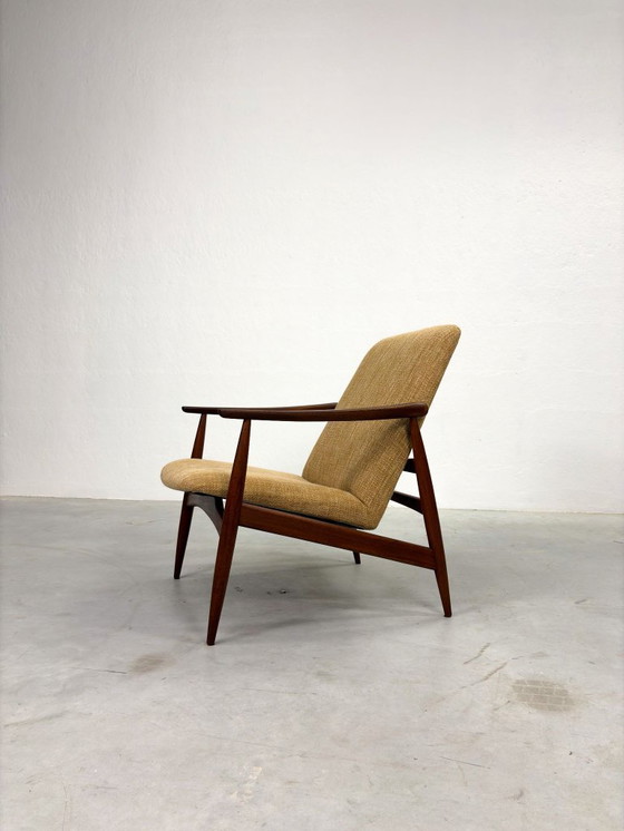 Image 1 of Poltrona vintage giallo ocra in stile danese