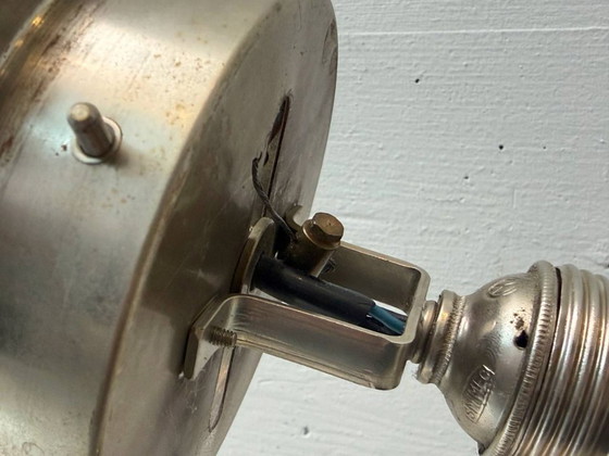 Image 1 of Suspension vintage en verre opalin cubique, années 1940