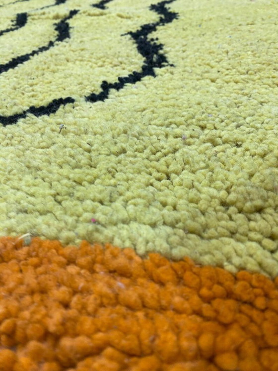 Image 1 of Tapis berbère en laine authentique 250cmx150cm