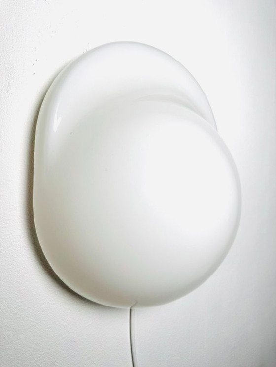 Image 1 of Wandleuchte aus opalfarbenem Glas „Tortue“ von Rodolfo Bonetto für Candle, Italien, 1970er Jahre